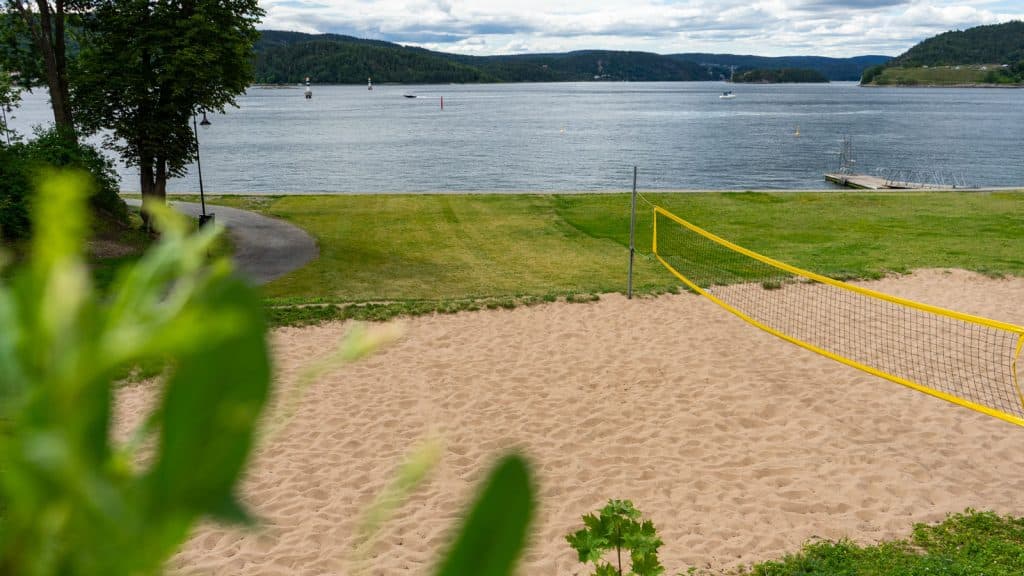 Volleyballbane i Badeparken i Drøbak