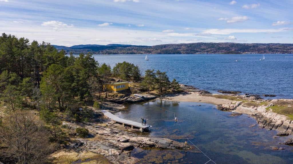 Dronebilde av en øy i Oslofjorden