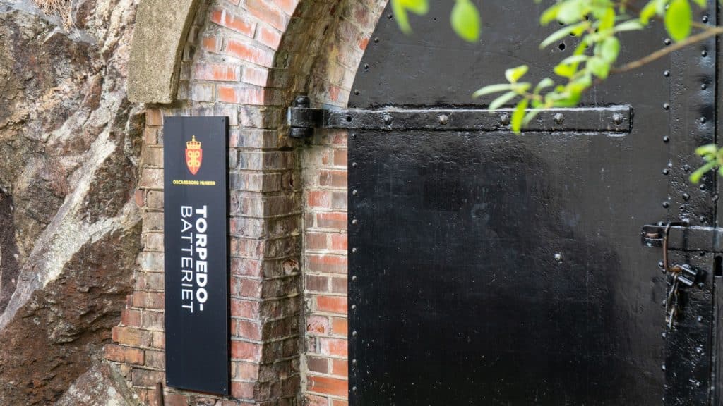 Utenfor Torpedobatteriet på Oscarsborg